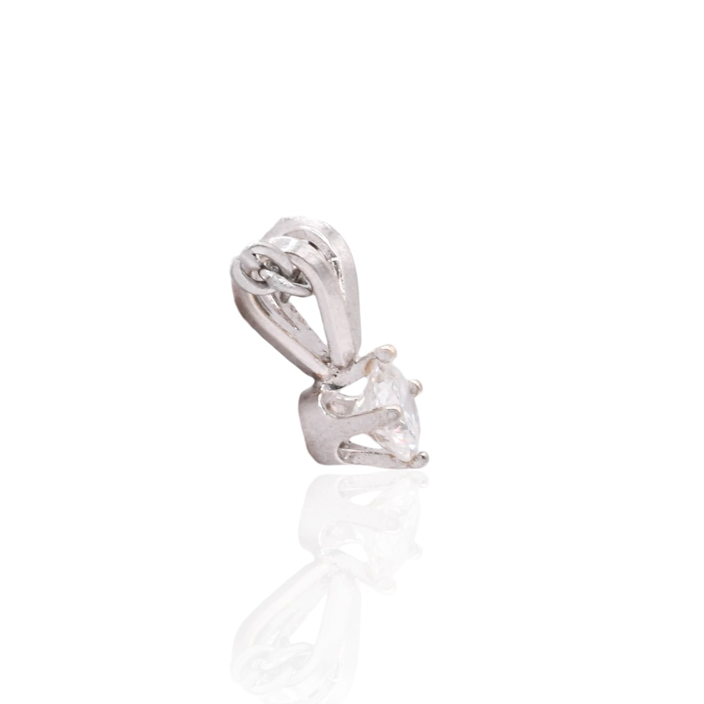 Solitaire Diamond Pendant 14K White Gold 0.15cttw