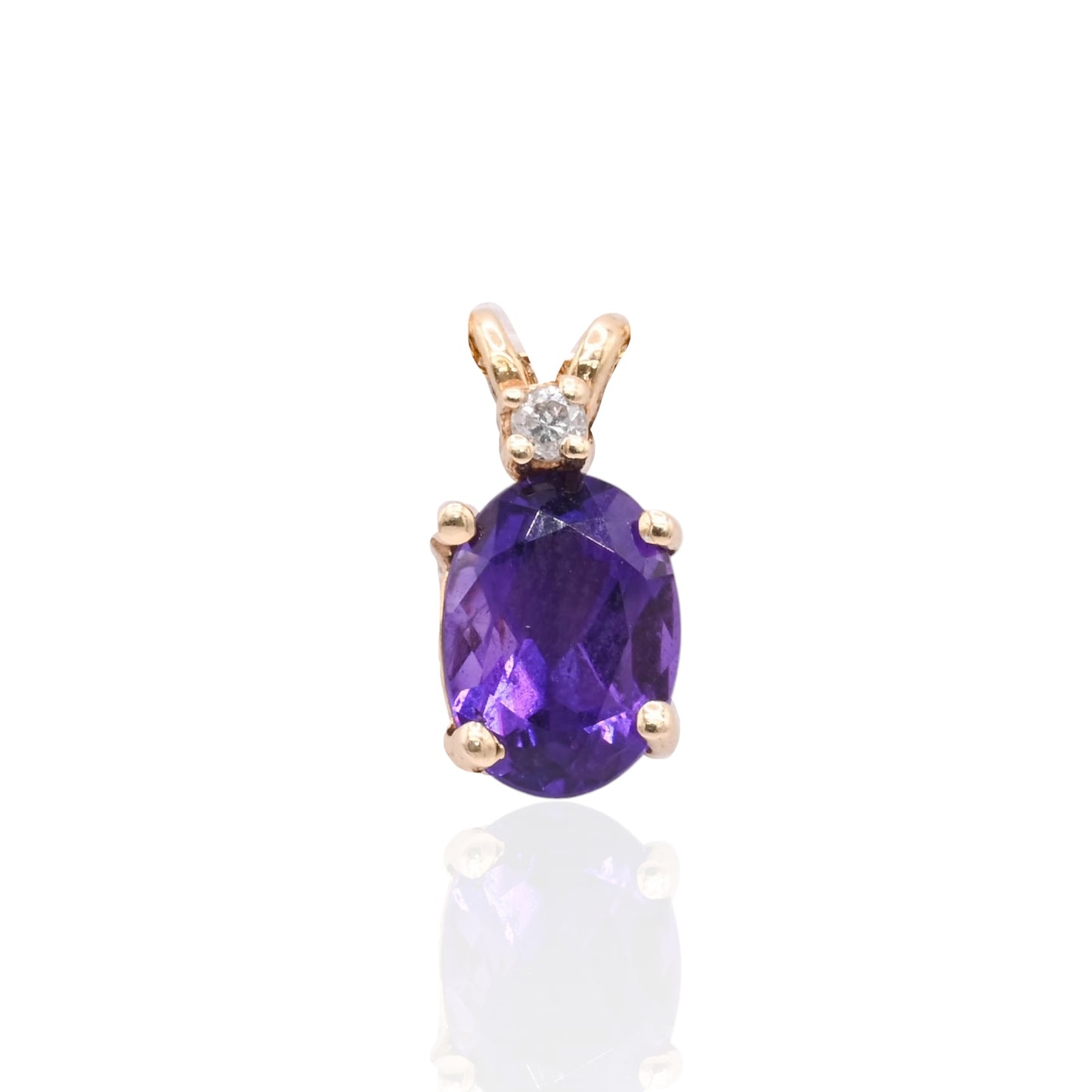Oval Amethyst Basket Set Pendant with Accent Diamond 14K Yellow Gold