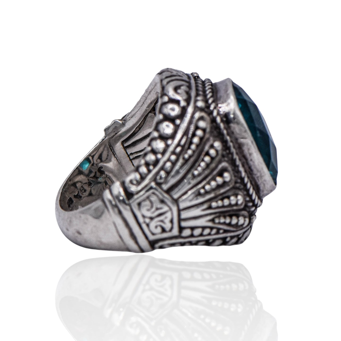 Sarda Vintage Blue Oval Ring Sterling Silver