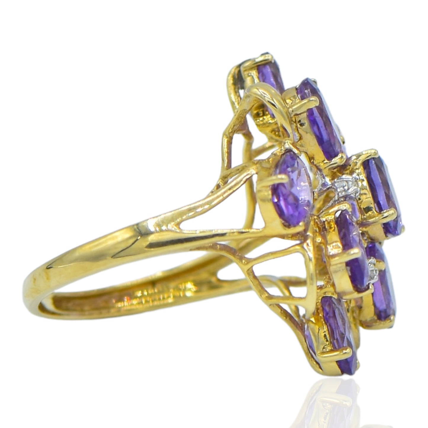 Oval Amethyst (6cttw)& Diamond Cluster & Ring 14K Yellow Gold Cocktail