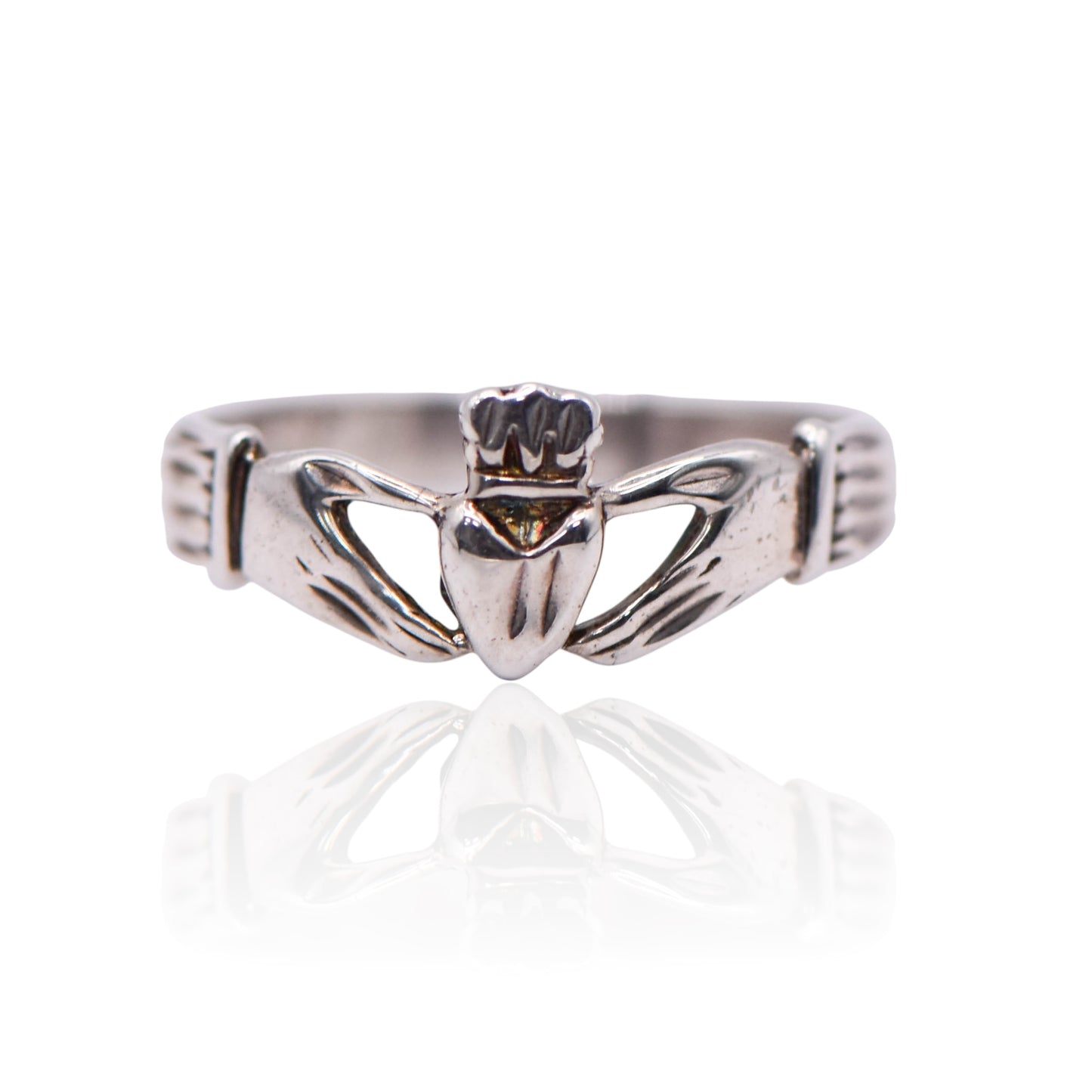 Vintage Claddagh Band Sterling Silver Ring