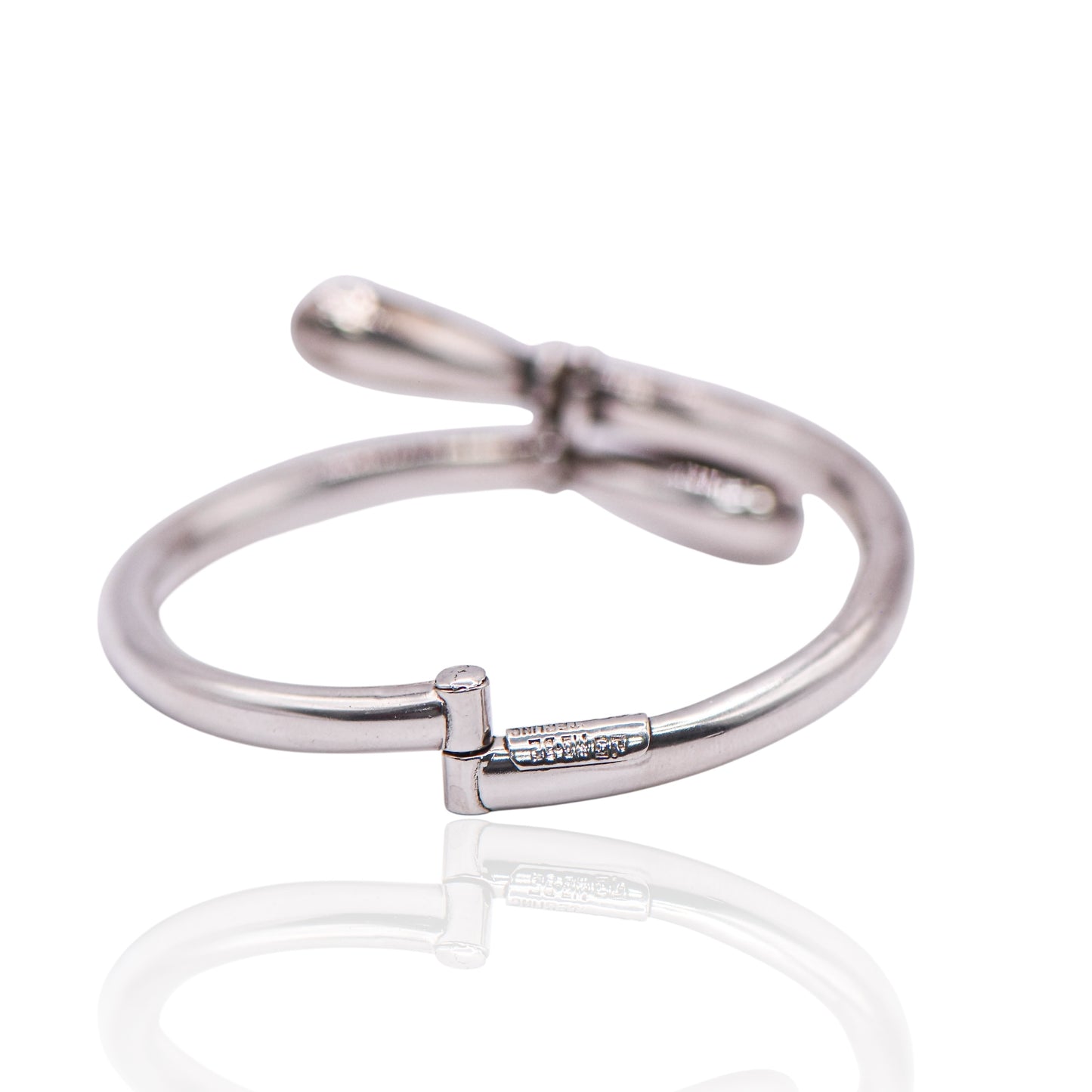 Vintage Teardrop Oval Hinged Sterling Silver Bracelet