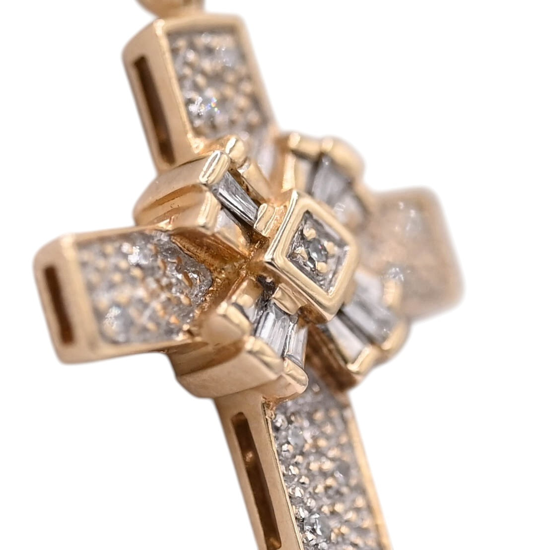 Crossover-Detailed Diamond Cross Pendant 14K Yellow Gold 0.05cttw