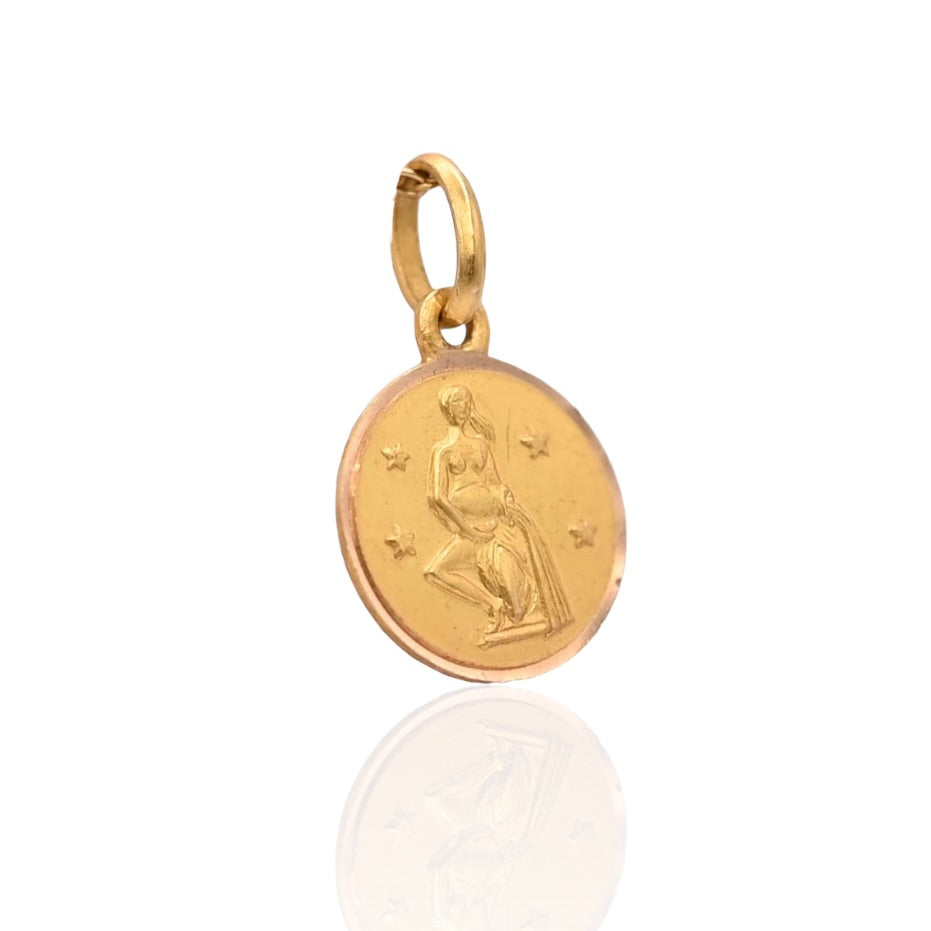 Zodiac Round Pendant 18K Yellow Gold