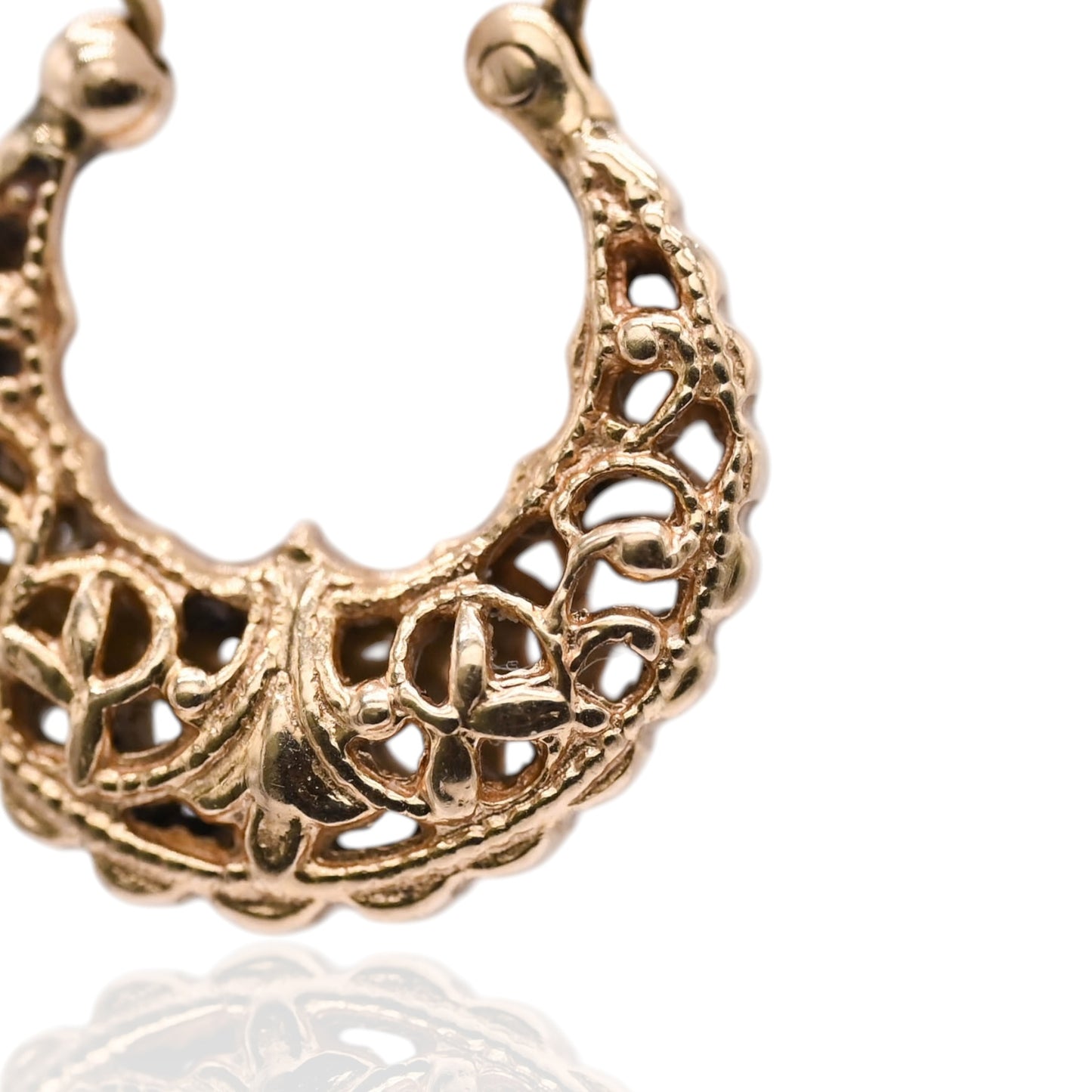 Ornate Hoop Earrings 14K Yellow Gold 3.63mm Thick/14.66mm Diameter