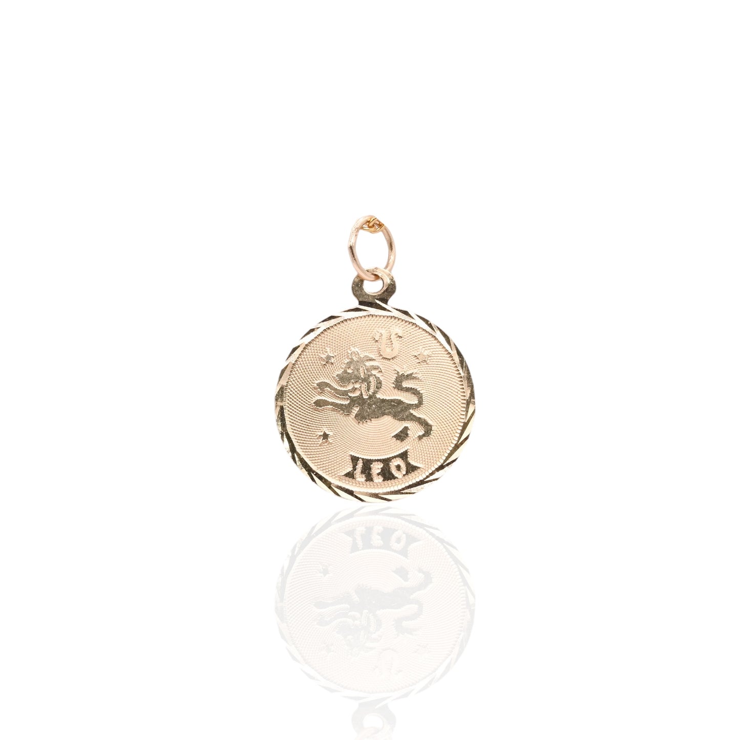 Round Leo Zodiac Pendant 14K Yellow Gold