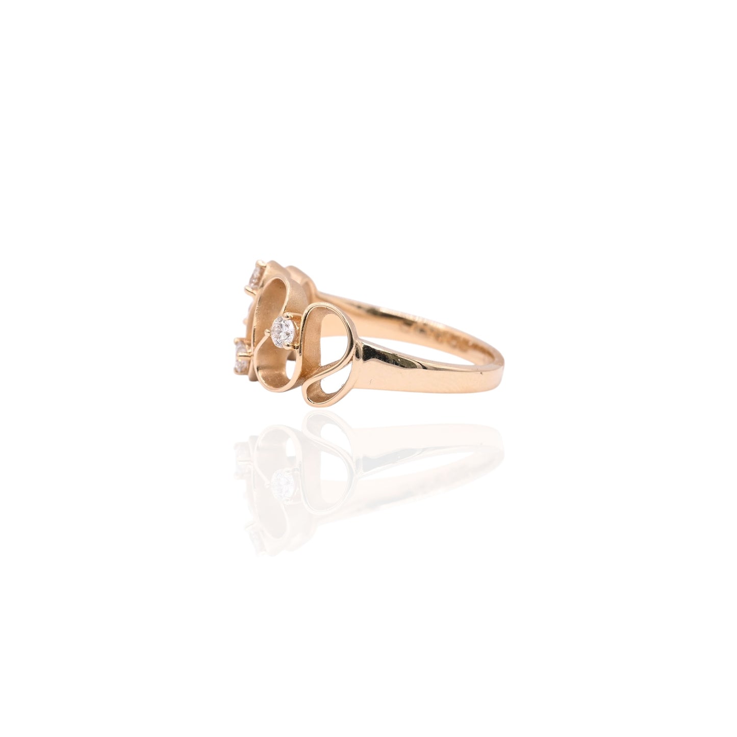 Ruffle Ring with Accent Diamonds 14K Yellow Gold Size 6.75 0.26cttw