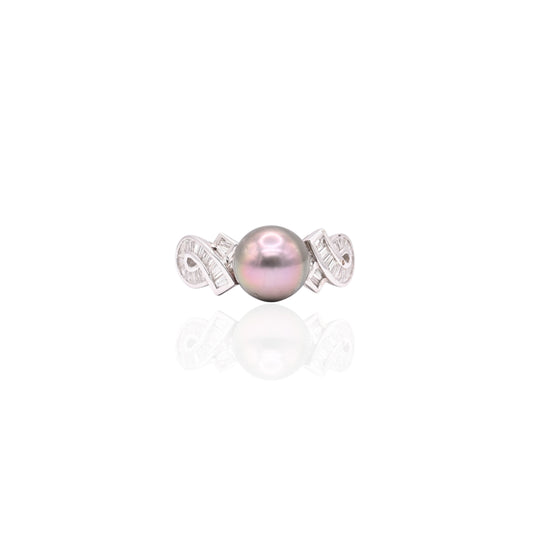 Tahitian Pearl and Ribboned Diamond Ring 14K White Gold Size 7.25 0.25cttw