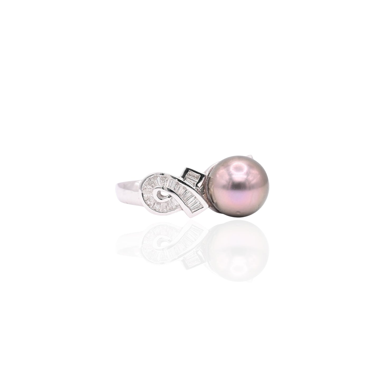 Tahitian Pearl and Ribboned Diamond Ring 14K White Gold Size 7.25 0.25cttw
