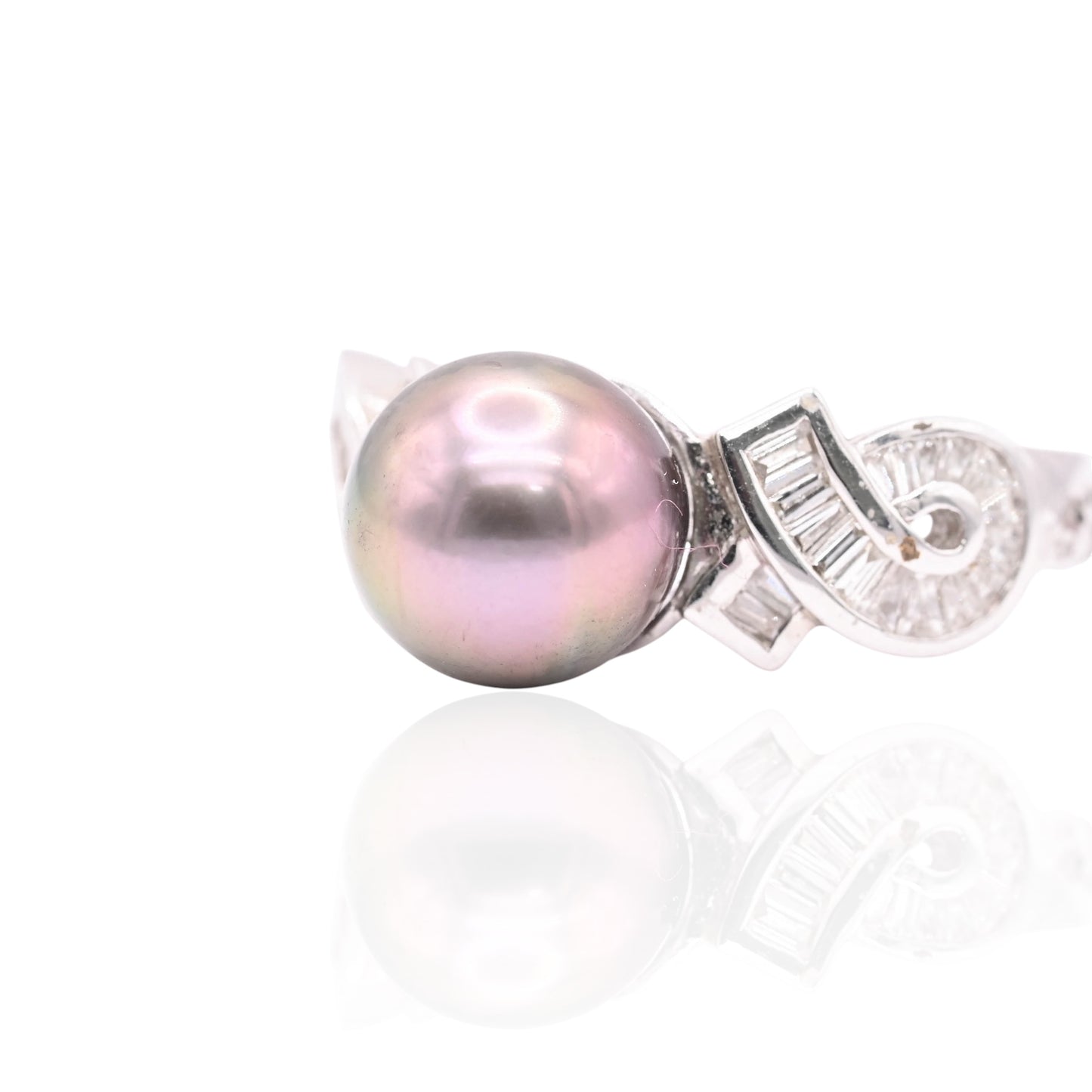 Tahitian Pearl and Ribboned Diamond Ring 14K White Gold Size 7.25 0.25cttw