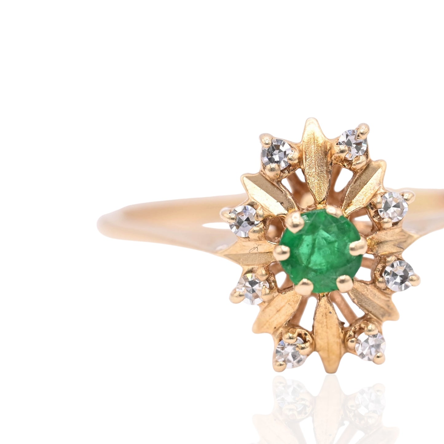 Emerald and Diamond Flower Ring with Basket Setting 14K Yellow Gold Size 7 0.16ct Emerald/0.08cttw DiamondEmerald and Diamond Flower Ring with Basket Setting 14K Yellow Gold Size 7 0.16ct Emerald/0.08cttw Diamond