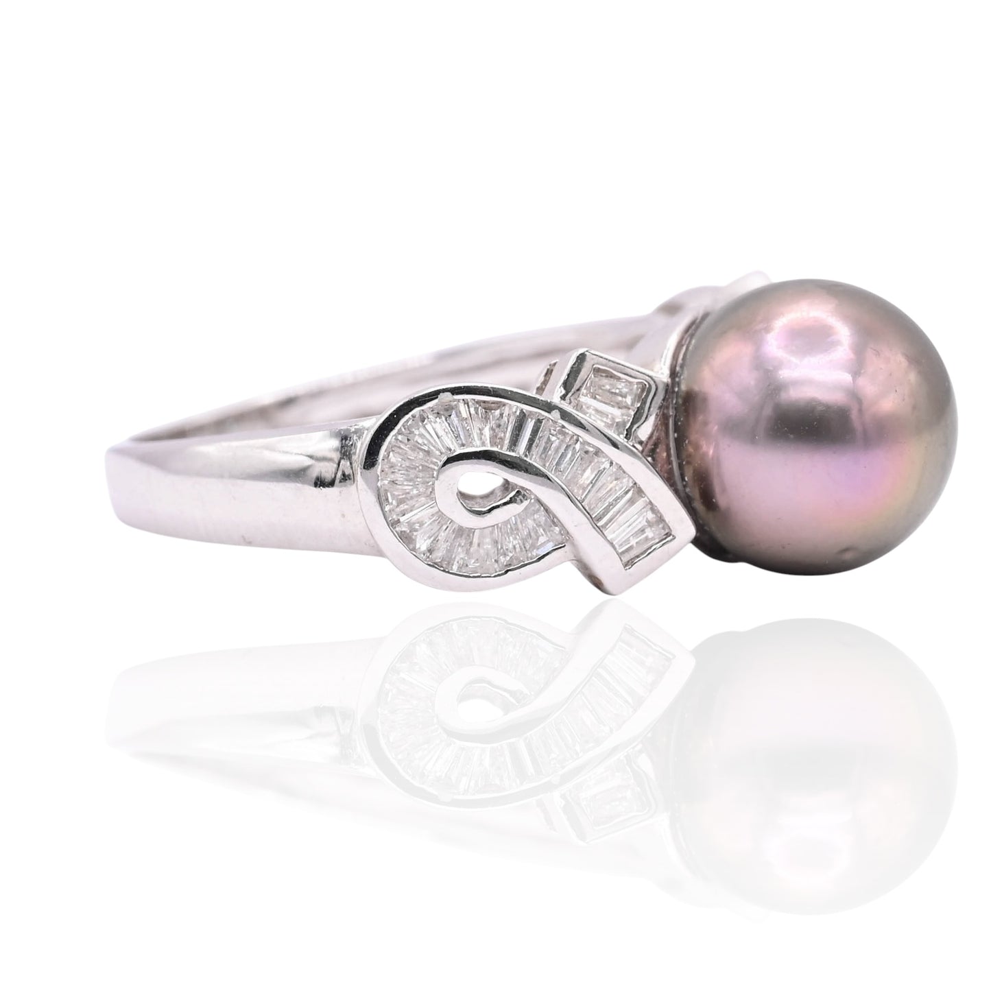 Tahitian Pearl and Ribboned Diamond Ring 14K White Gold Size 7.25 0.25cttw