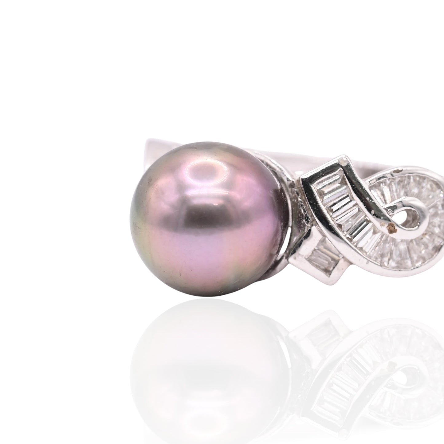 Tahitian Pearl and Ribboned Diamond Ring 14K White Gold Size 7.25 0.25cttw
