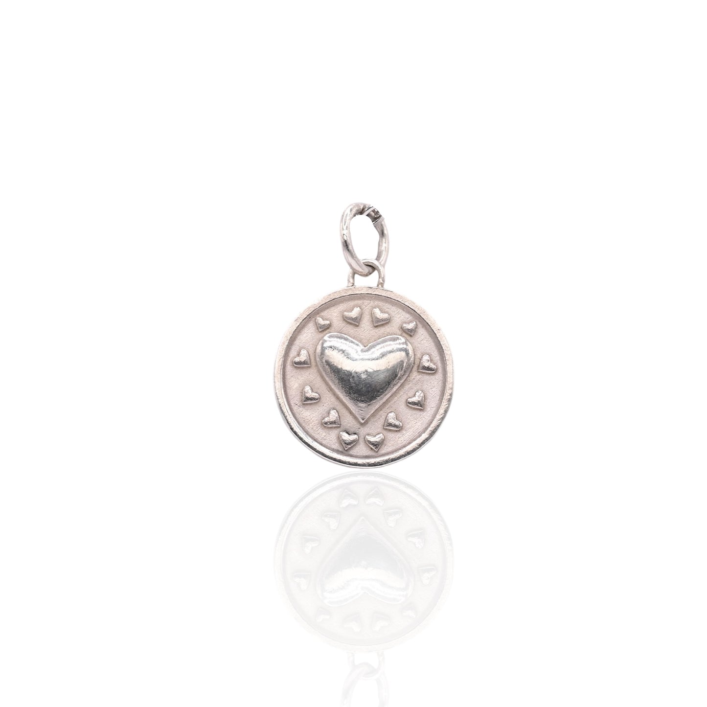 Round Heart Pendant (Larrea Original)