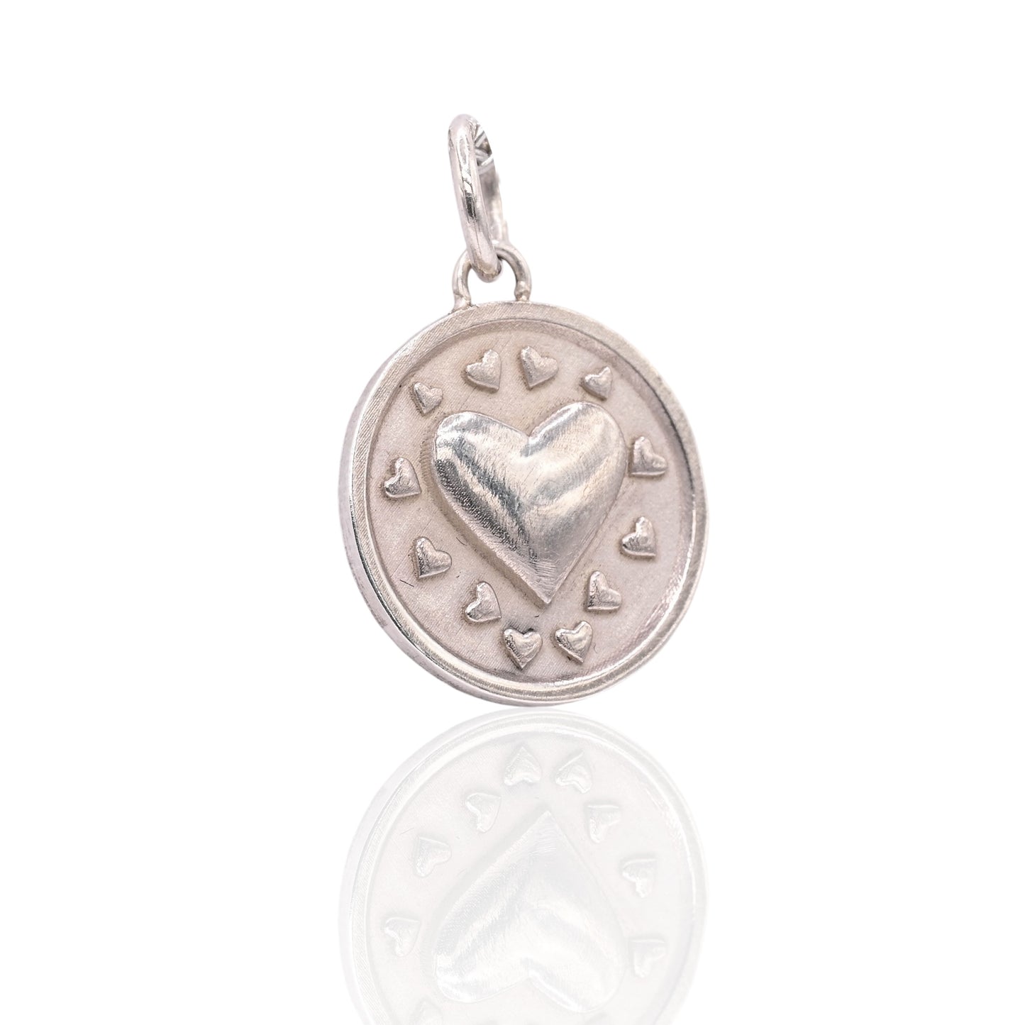 Round Heart Pendant (Larrea Original)