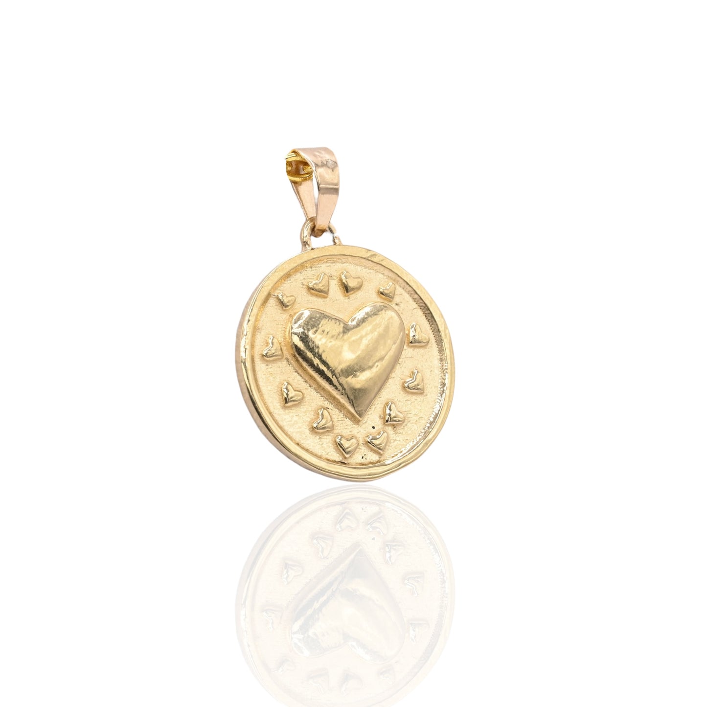 Round Heart Pendant (Larrea Original)