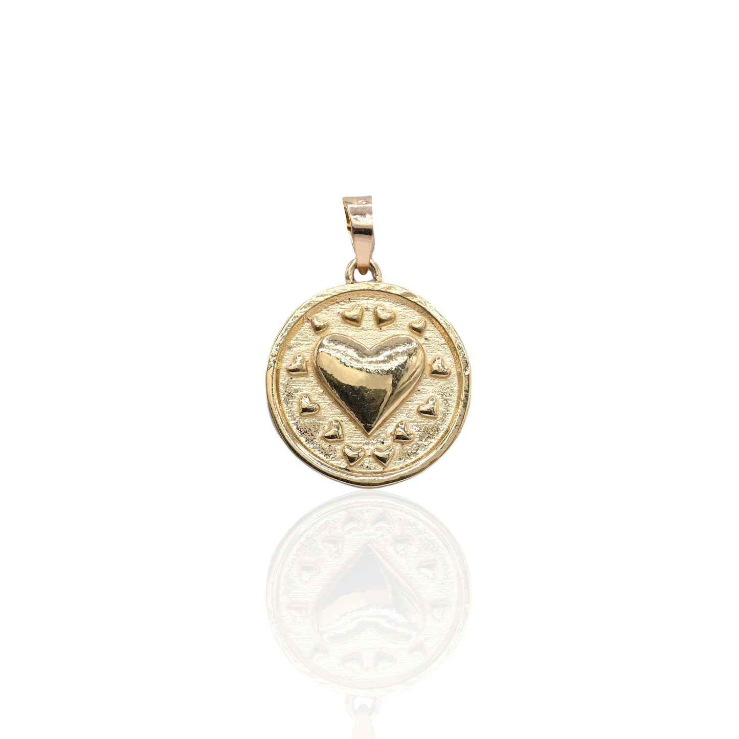 Round Heart Pendant (Larrea Original)