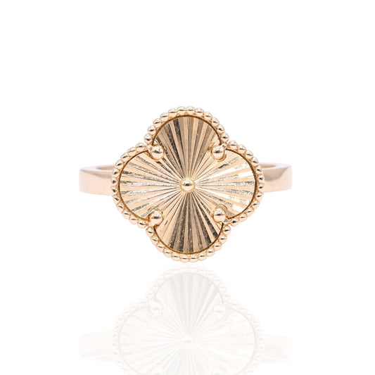 Diamond Cut Clover Ring 14K Yellow Gold Size 6.75