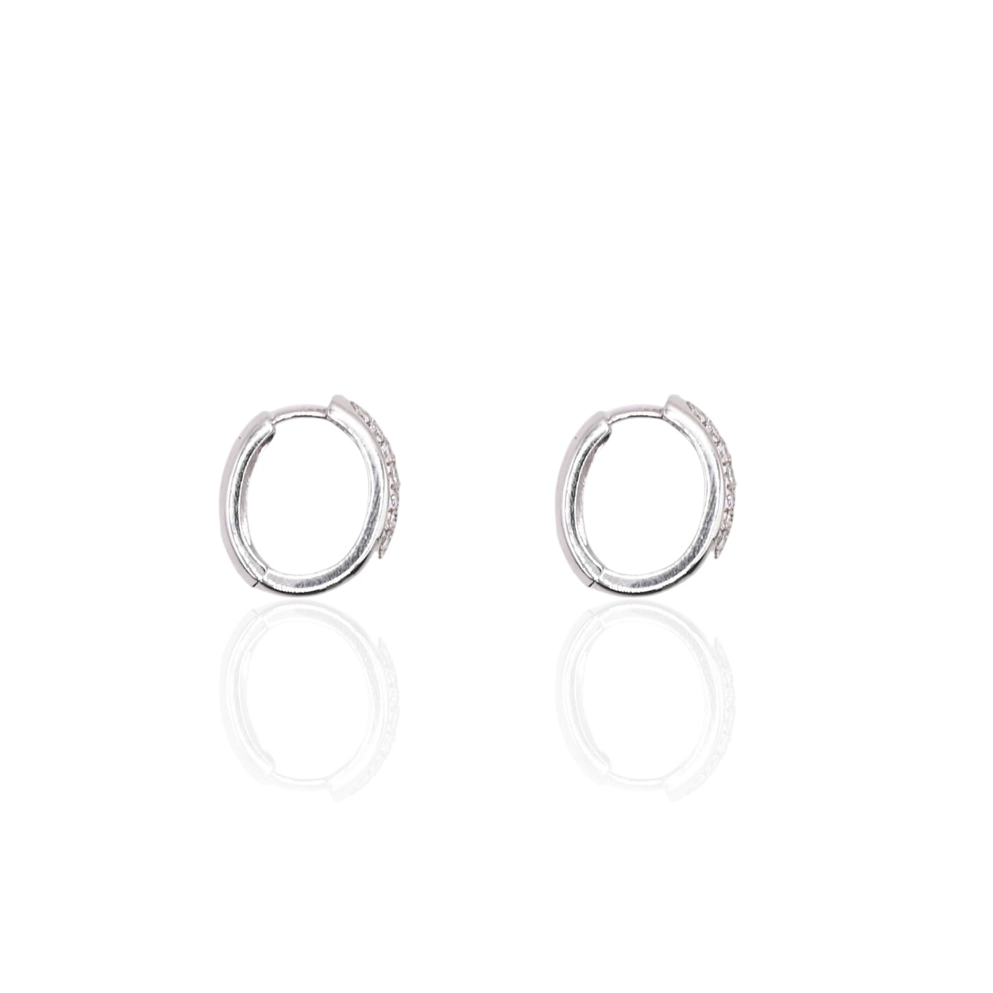 Thick Diamond Hoop Earrings 14K White Gold 7.01mm Thick/18.43mm x 21.32mm Diameter 0.66cttw