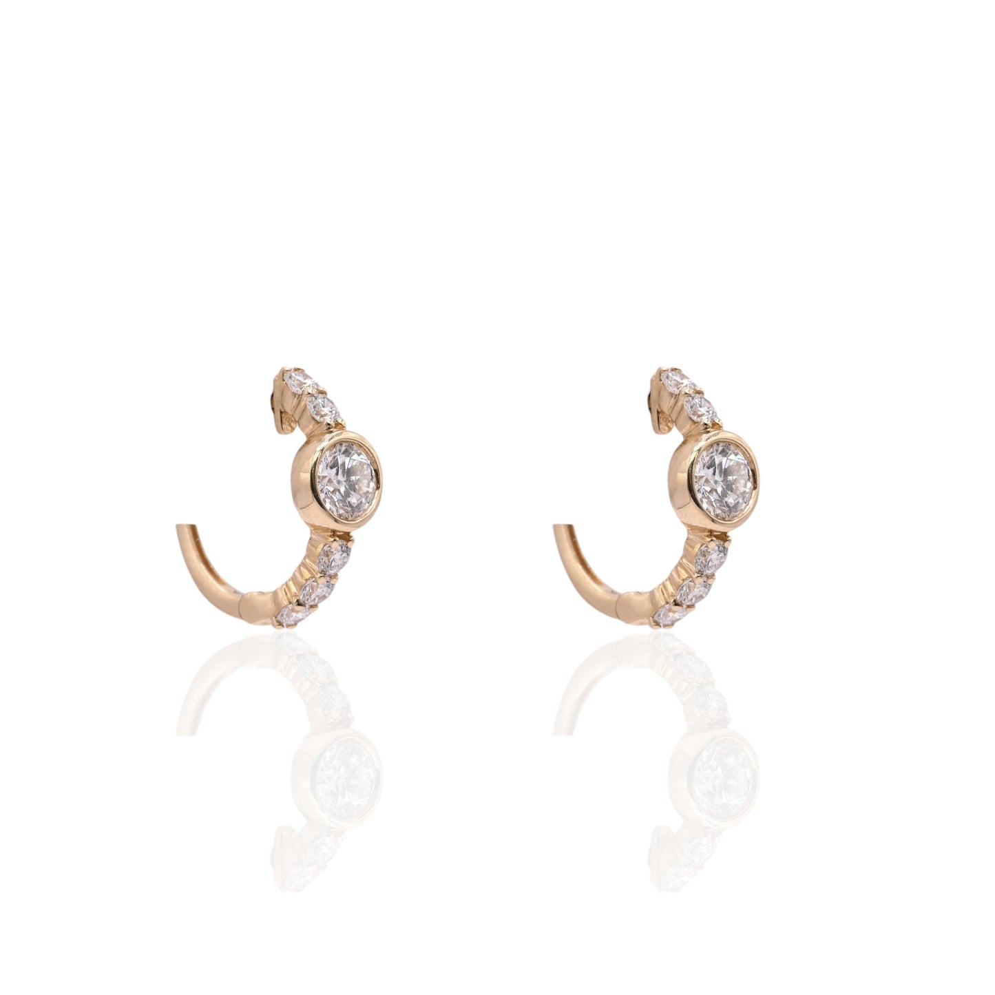 LAB DIAMOND Huggie Hoop Earrings with Bezel Center 14K Yellow Gold 5.28mm Thick/14.97mm Diameter 1.01cttw