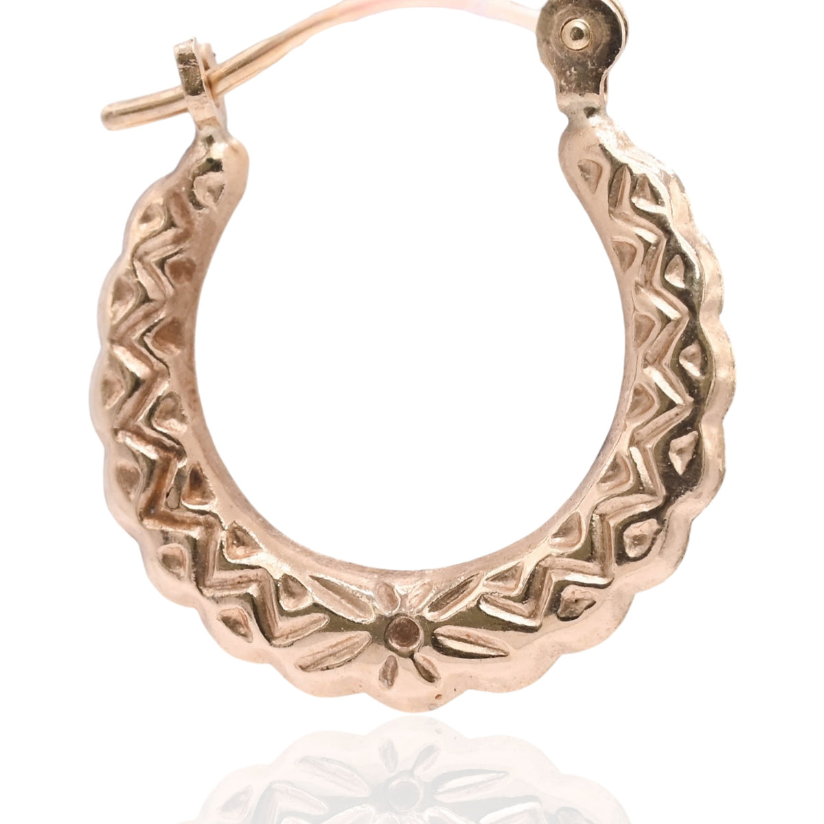 Lightweight Zig-Zag Etched Hoop Earrings 14K Yellow Gold with Hinge 1.81mm Thick/15.02mm Diameter