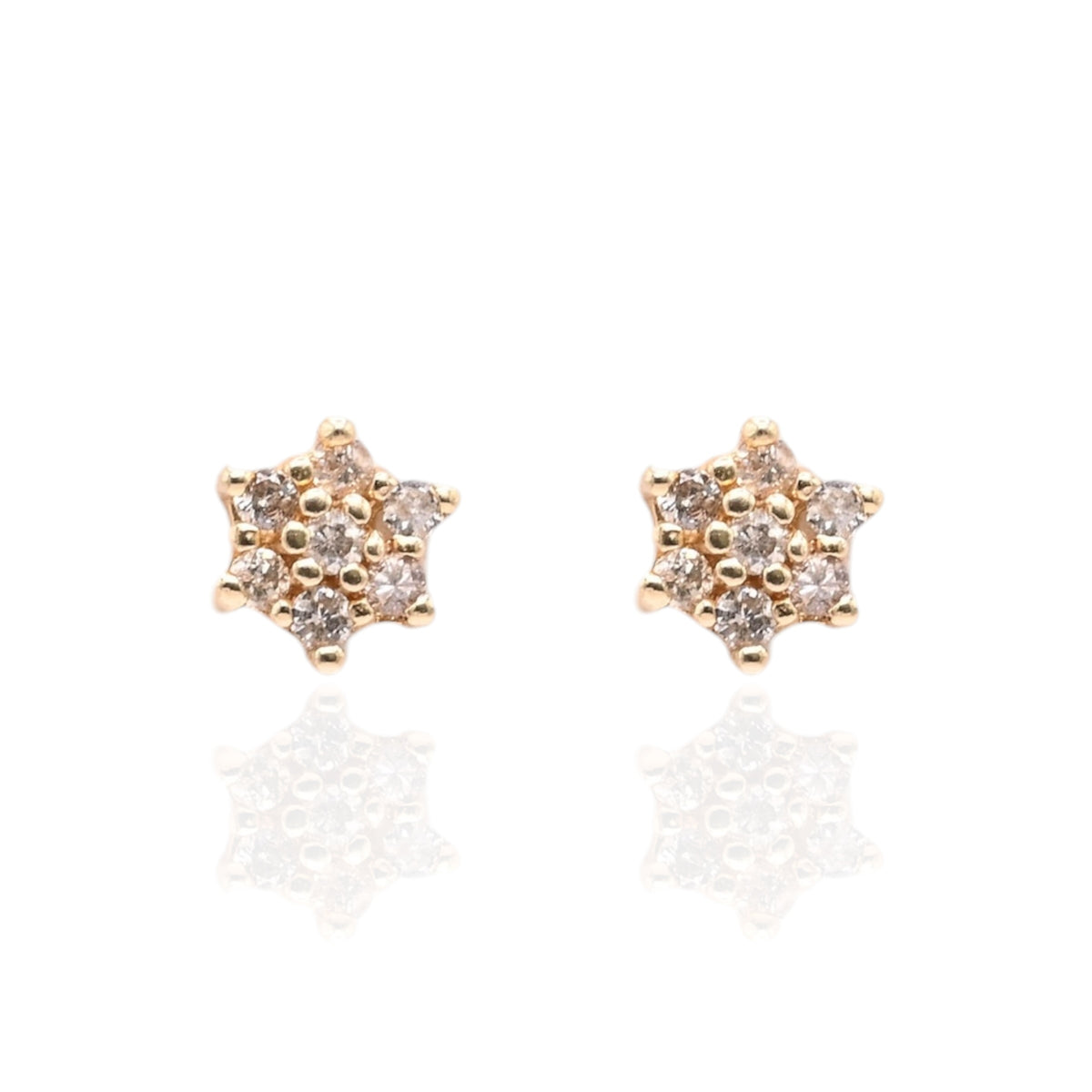 Vintage-Style Flower Cluster Diamond Stud Earrings 14K Yellow Gold 0.14cttw