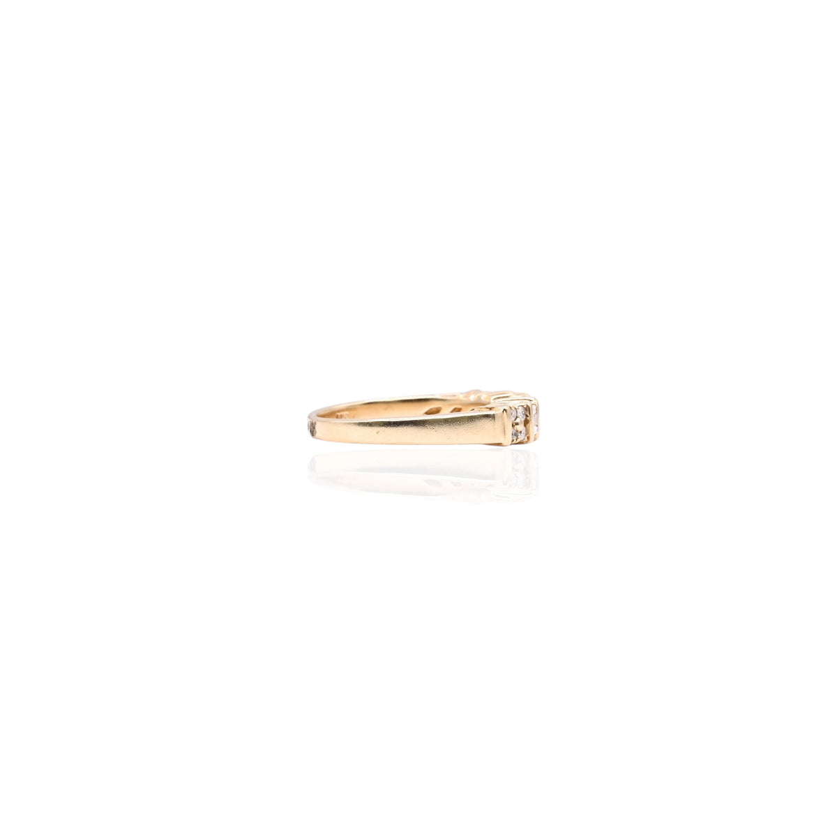 Vintage-Style Baguette and Round Diamond Band 14K Yellow Gold Size 7 0.18cttw