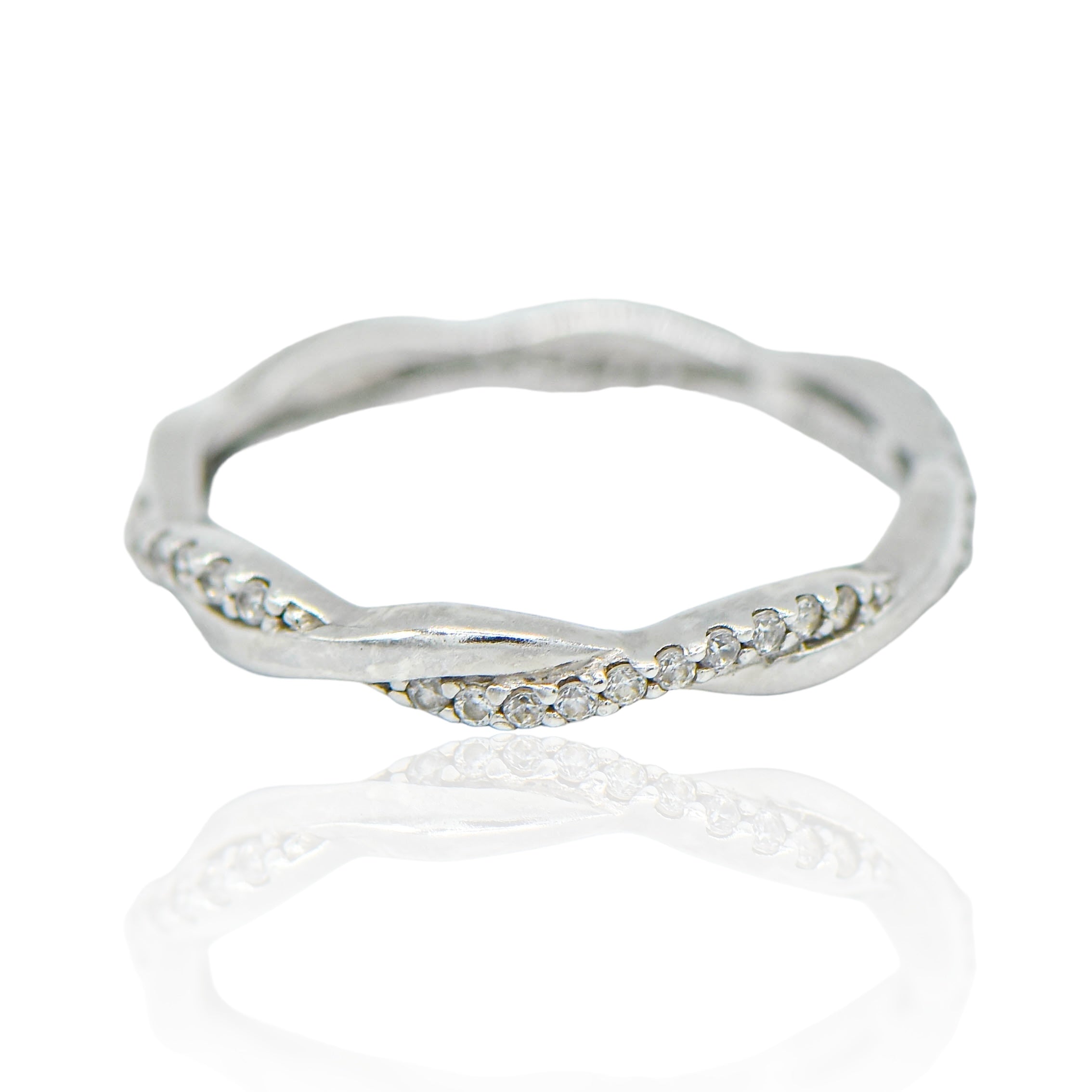 CZ Sterling Silver twist Ring – Larrea Jewelers