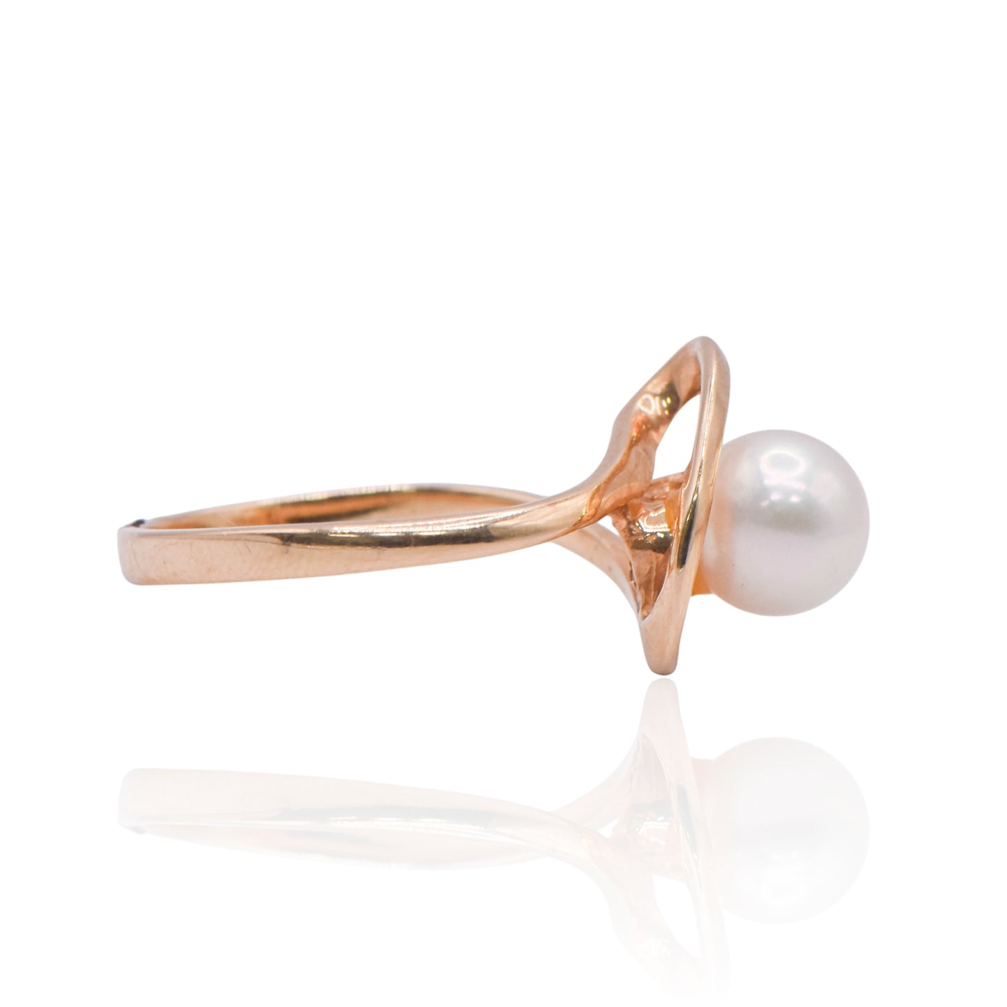 Fresh Water Pearl Ring with Side Stone Diamond 14K Yellow Gold Ring Size 6.25