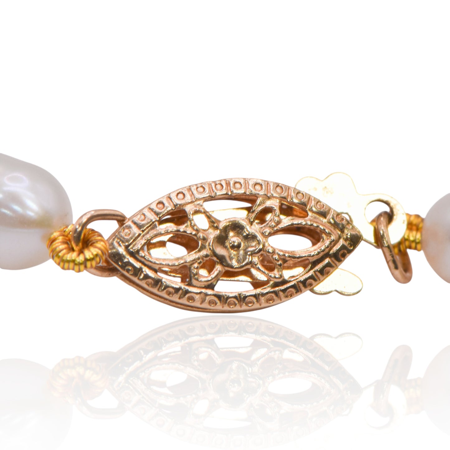 Oblong Pearl Strung Bracelet with 14K Yellow Gold Pearl Bead Clasp 7in