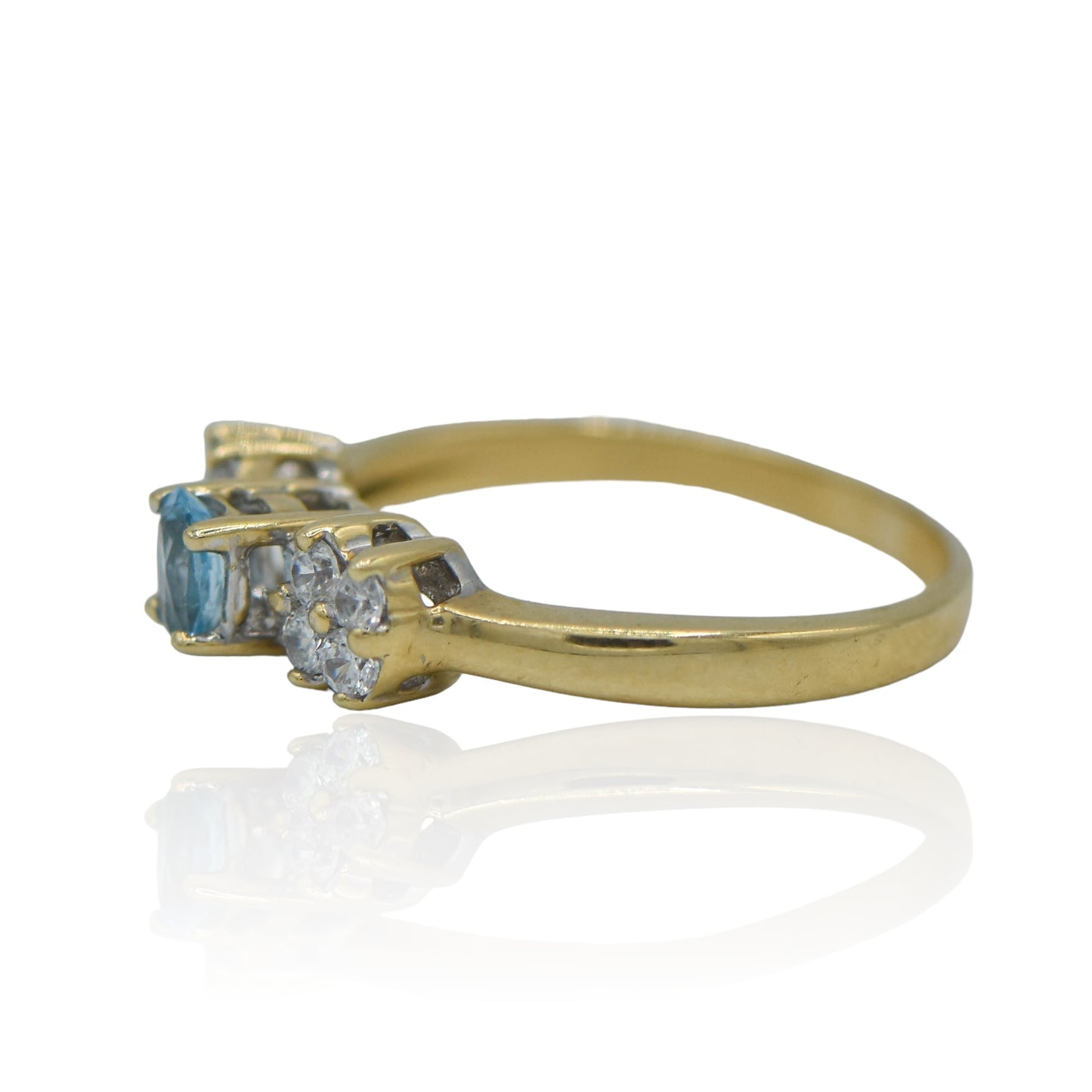 Yellow Gold 14K Ring with Blue Topaz and Cubic Zircons