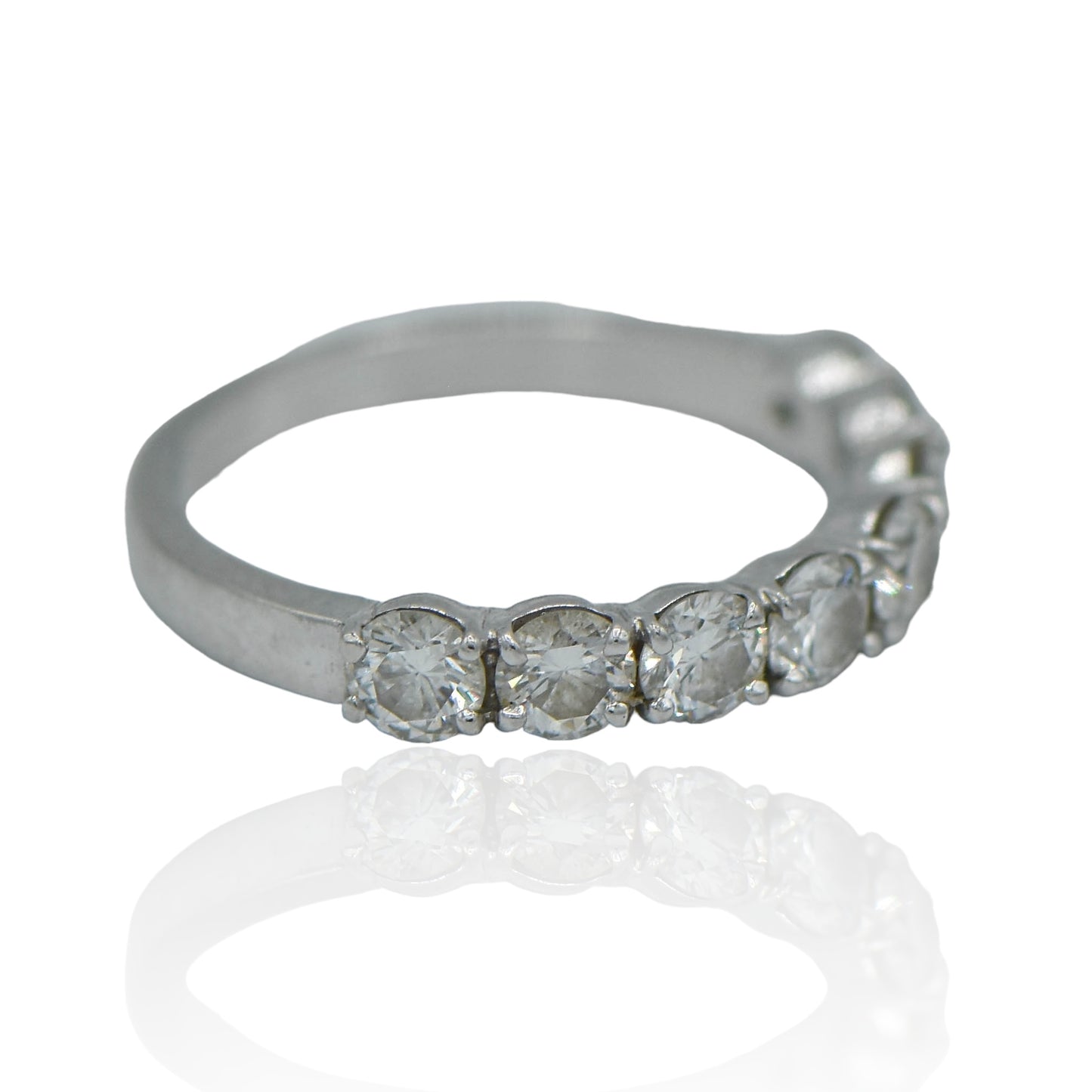 Diamonds 1.2 cttw Band of Platinum